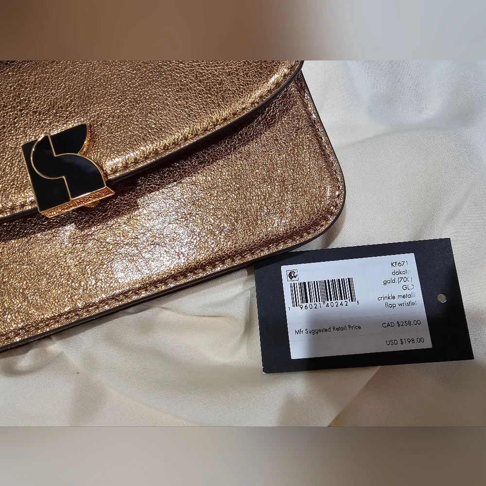 Kate Spade Dakota Crinkle Wristlet Metallic Gold NEW - Picture 11 of 12